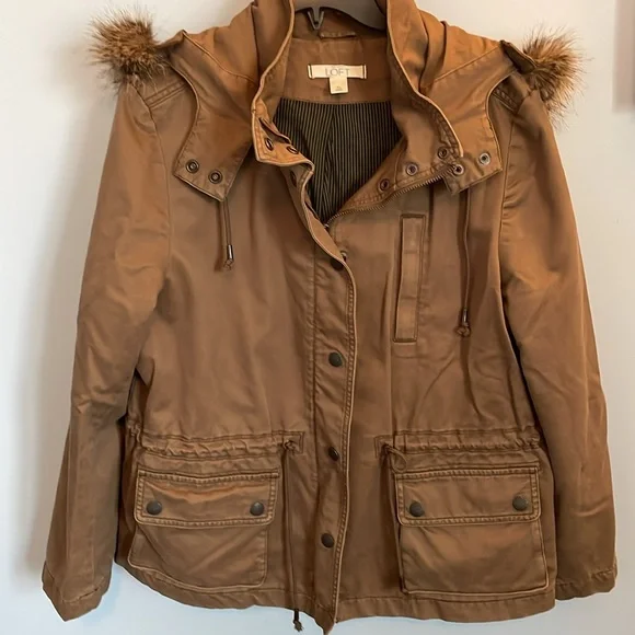 Ann Taylor Loft brown utility jacket women’s XL hood, removable fur, adjustable - Picture 2 of 8